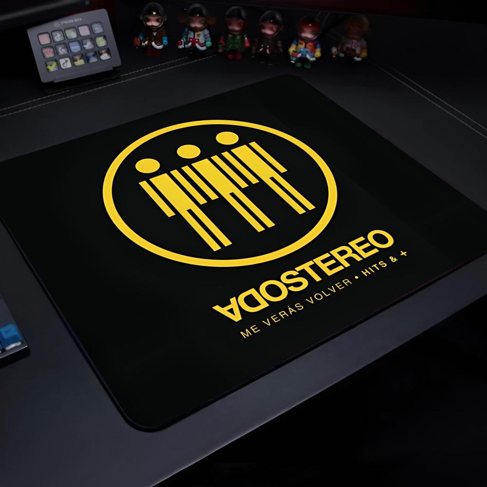 Desk Setup Anime - Gustavo Cerati Soda Stereo Mouse Pad