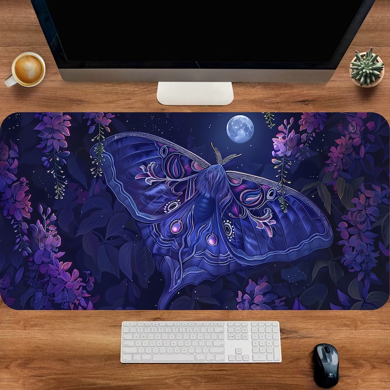 Moth Desk Mat, Cute Gaming Mou - Desk Setup With Plants recension och pris